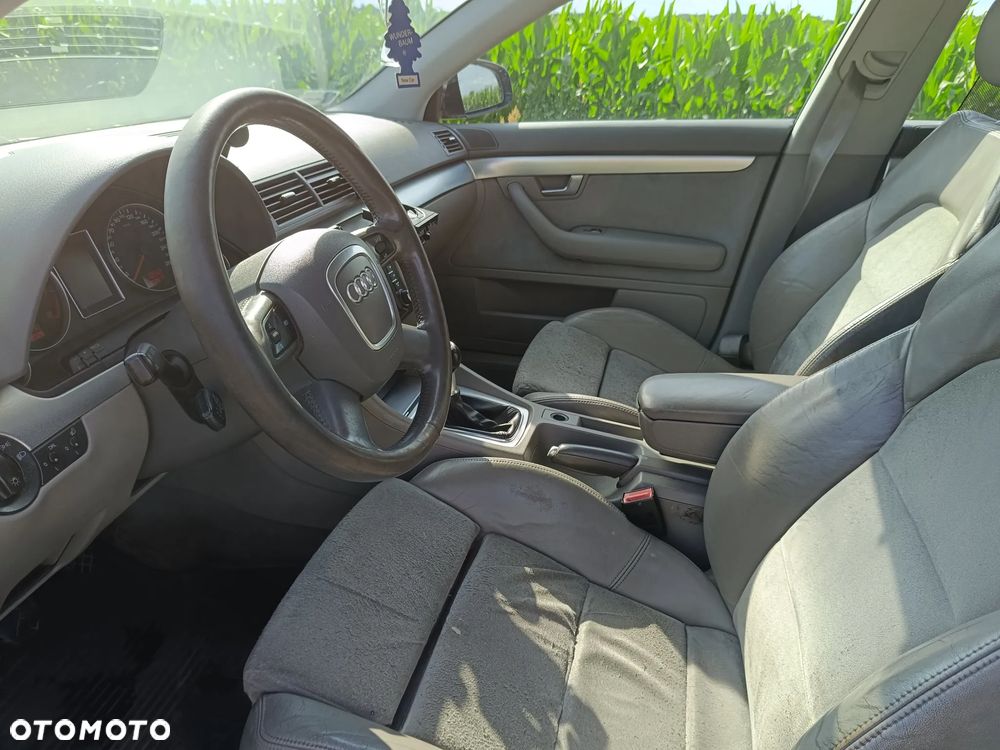 Audi A4 Limousine 2.0T FSI Quattro - 9