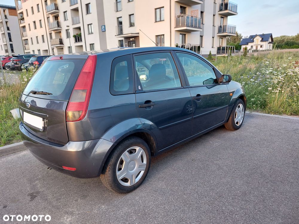 Ford Fiesta 1.4 Ghia - 6