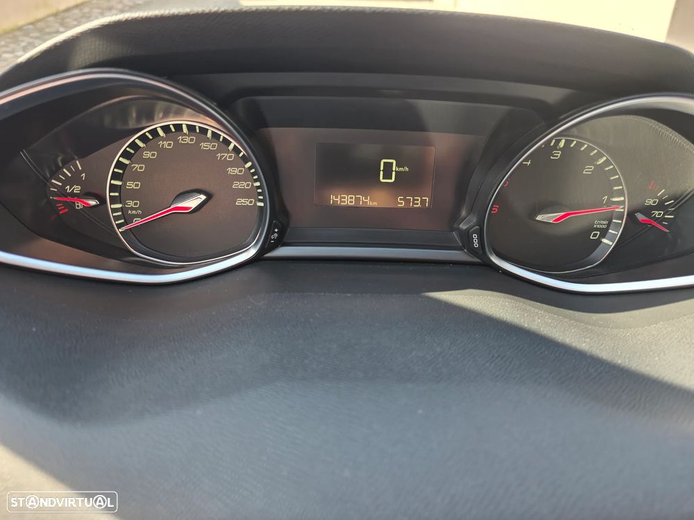 Peugeot 308 SW 1.6 BlueHDi Allure - 16