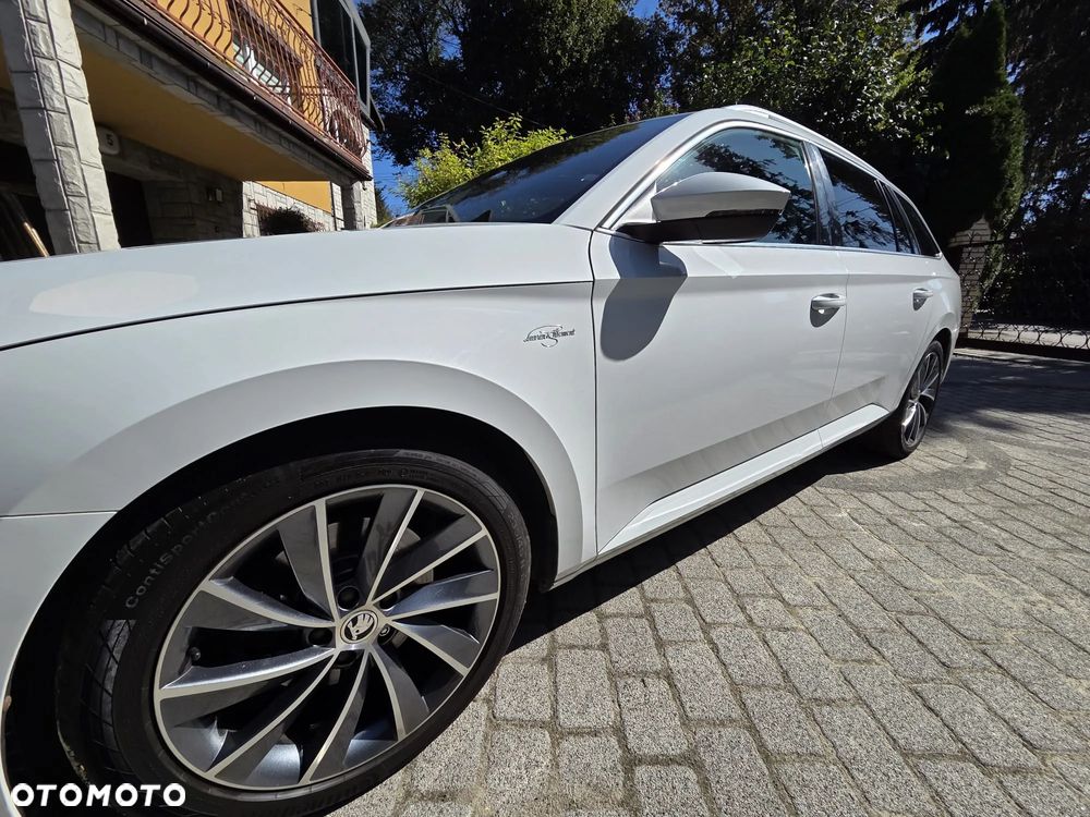 Skoda Superb 2.0 TDI 4x4 L&K DSG - 3