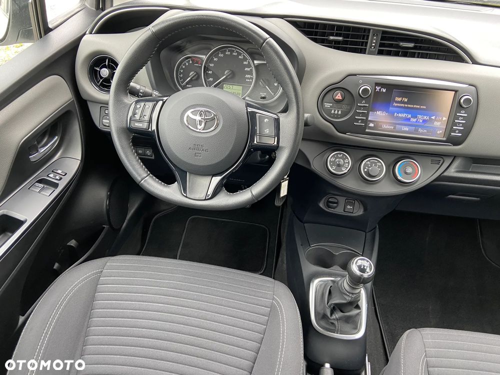 Toyota Yaris - 22