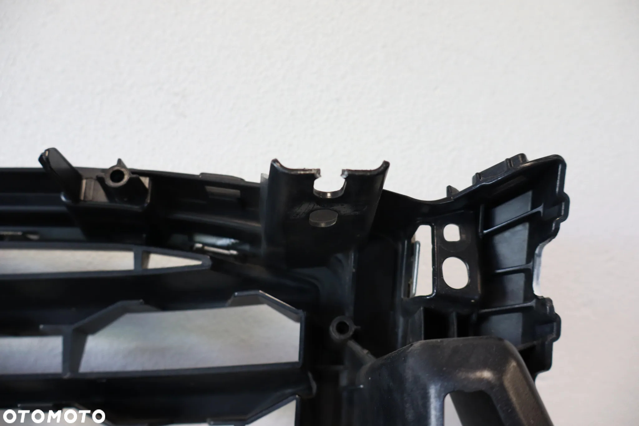 GRILL GRIL ATRAPA AUDI Q2 81A853651 2016-2020 - 14