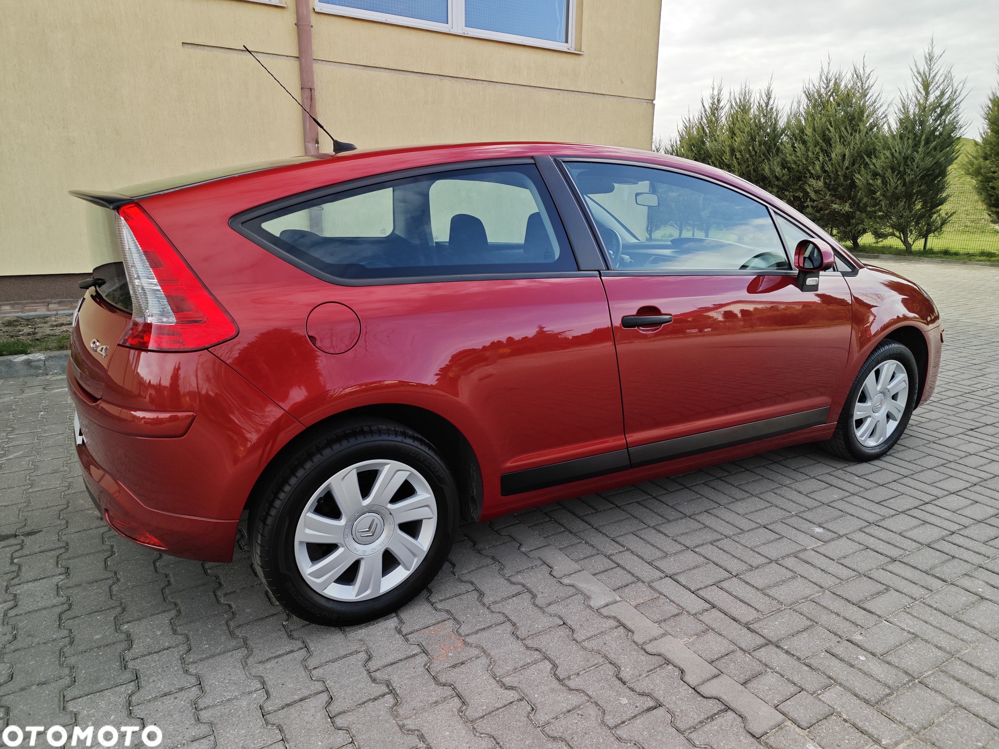 Citroën C4 Coupe 1.4 16V Advance - 10
