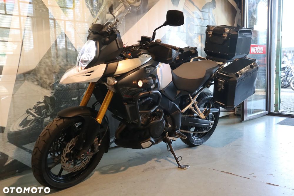 Suzuki V-STROM - 2