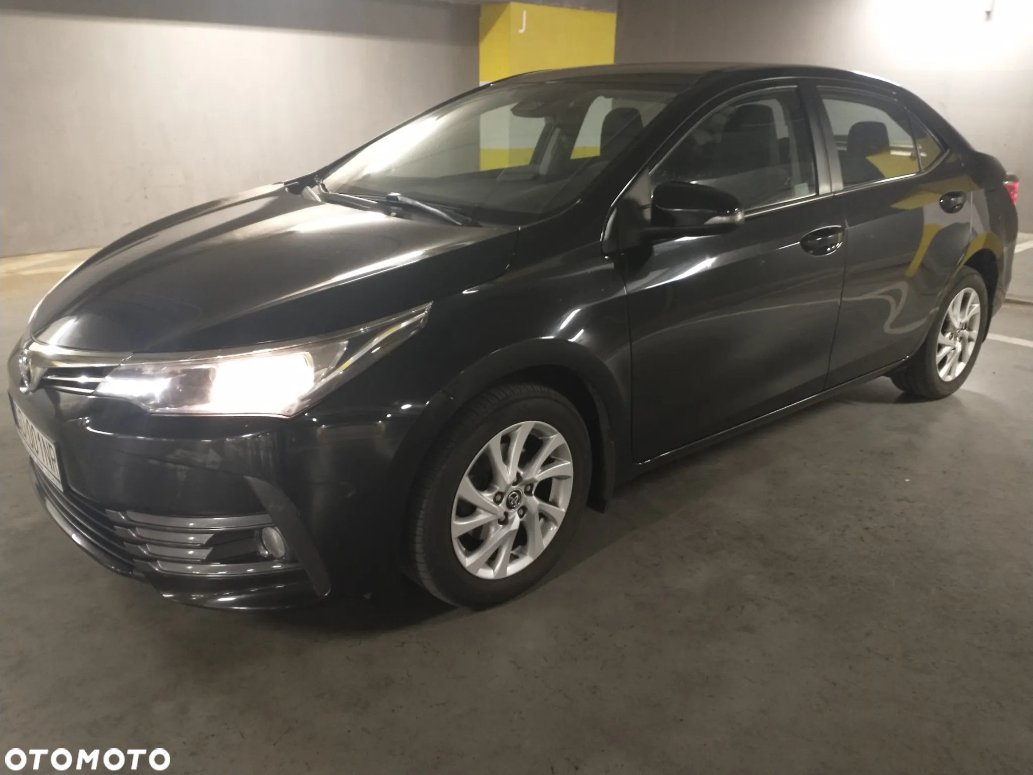 Toyota Corolla 1.6 Comfort - 30