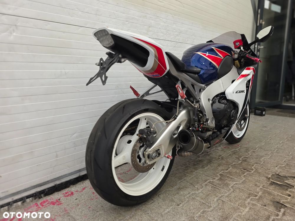 Honda CBR - 19