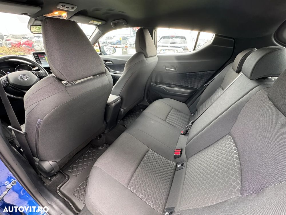 Toyota C-HR - 26
