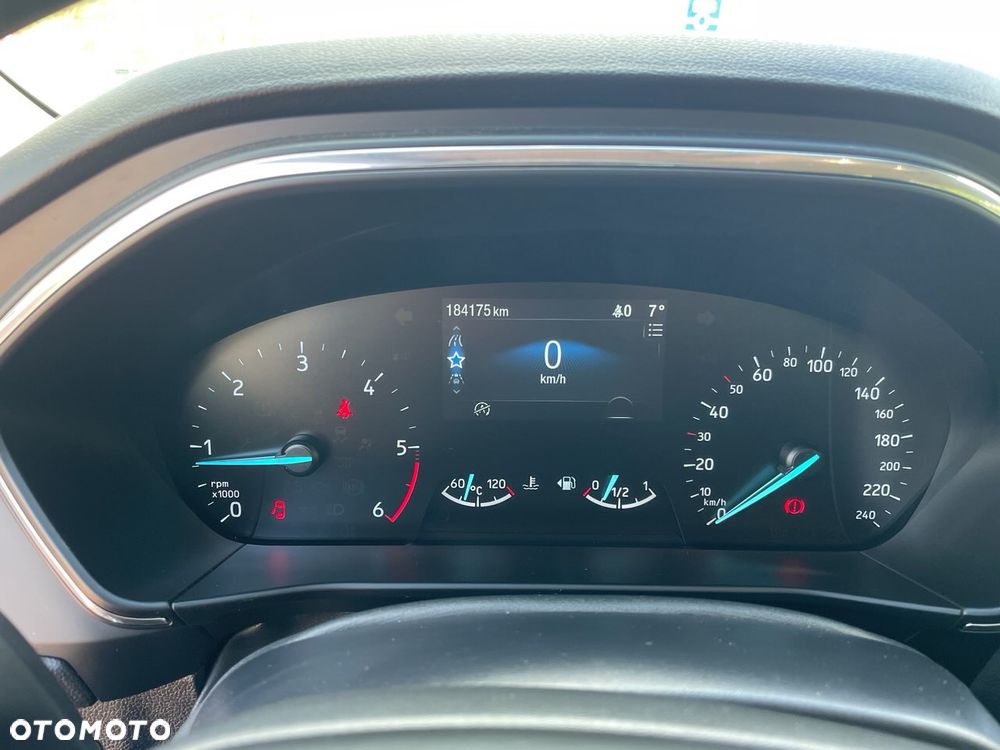 Ford Focus 2.0 EcoBlue Titanium - 14