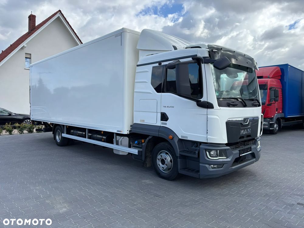 MAN TGL 12.250 Kontener Dł 7,25 m 18 Palet Kabina Sypialna - 2