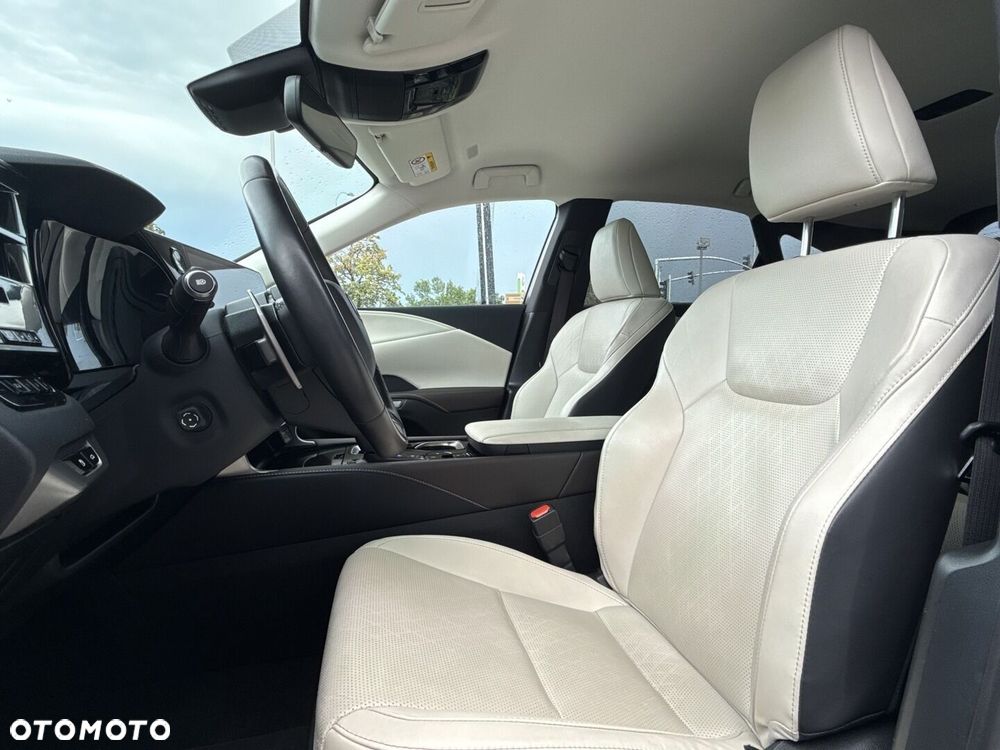 Lexus RX - 10