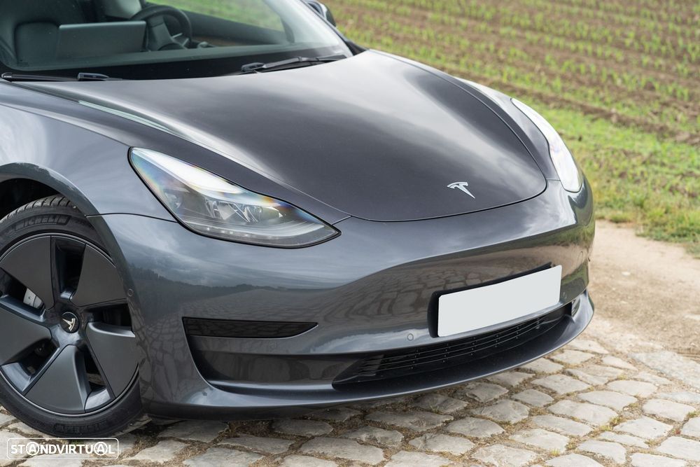 Tesla Model 3 Standard Range Plus RWD - 3