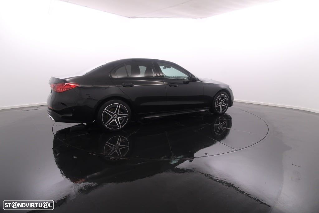 Mercedes-Benz C 300 de AMG Line - 8