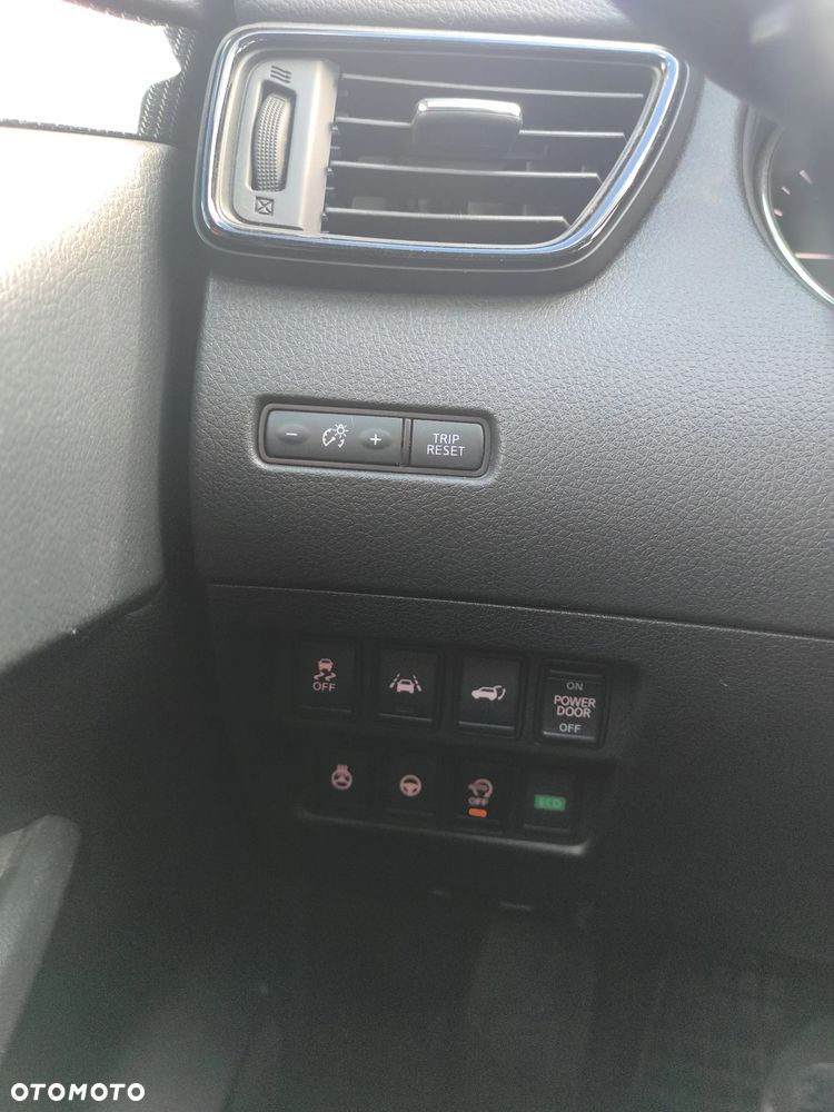 Nissan X-Trail 1.7 dCi N-Tec 4WD Xtronic - 12