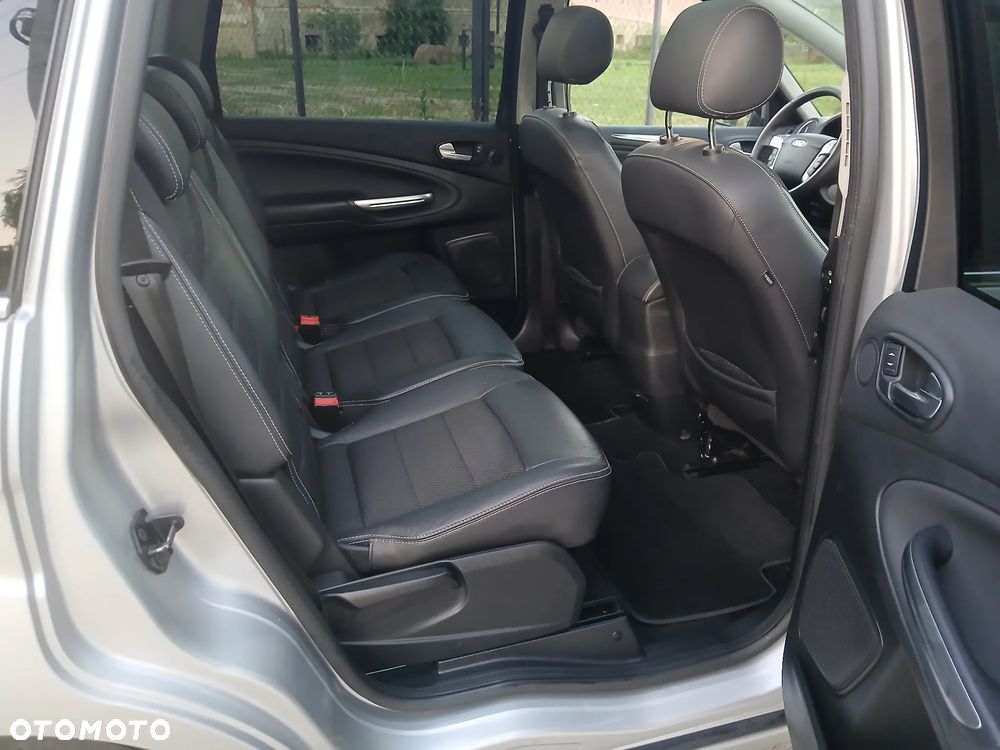 Ford S-Max 2.2 TDCi Titanium - 21