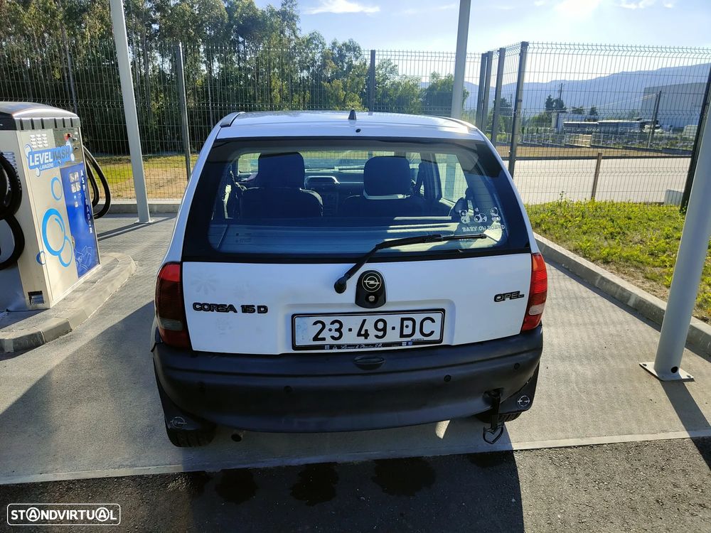 Opel Corsa 1.5 D Swing - 3