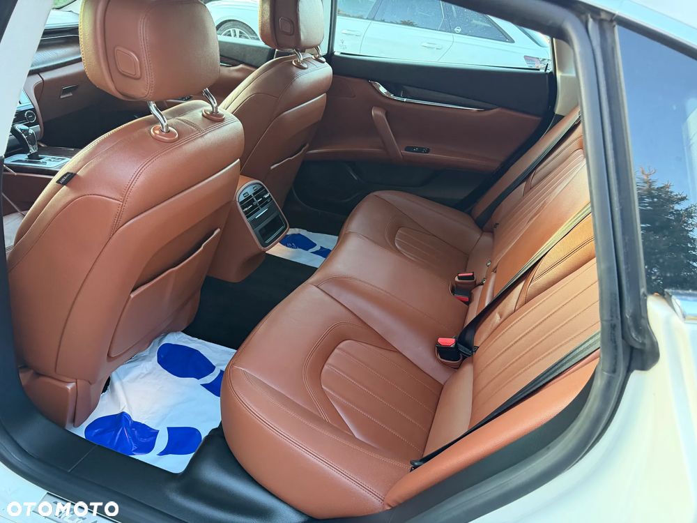 Maserati Quattroporte - 28