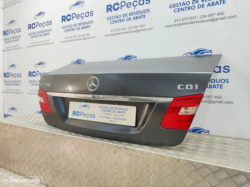Porta Tampa de mala Mercedes Benz Class E W212 - 4