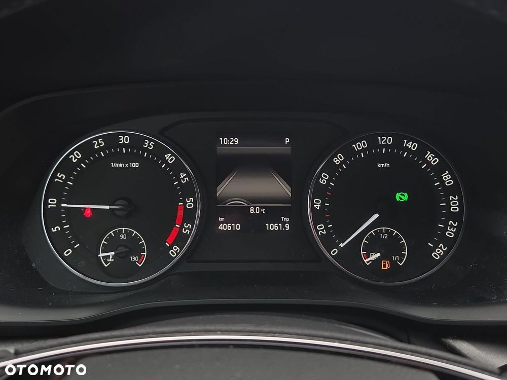 Skoda Octavia 2.0 TDI Ambition DSG - 14