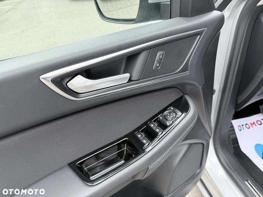 Ford S-Max - 19