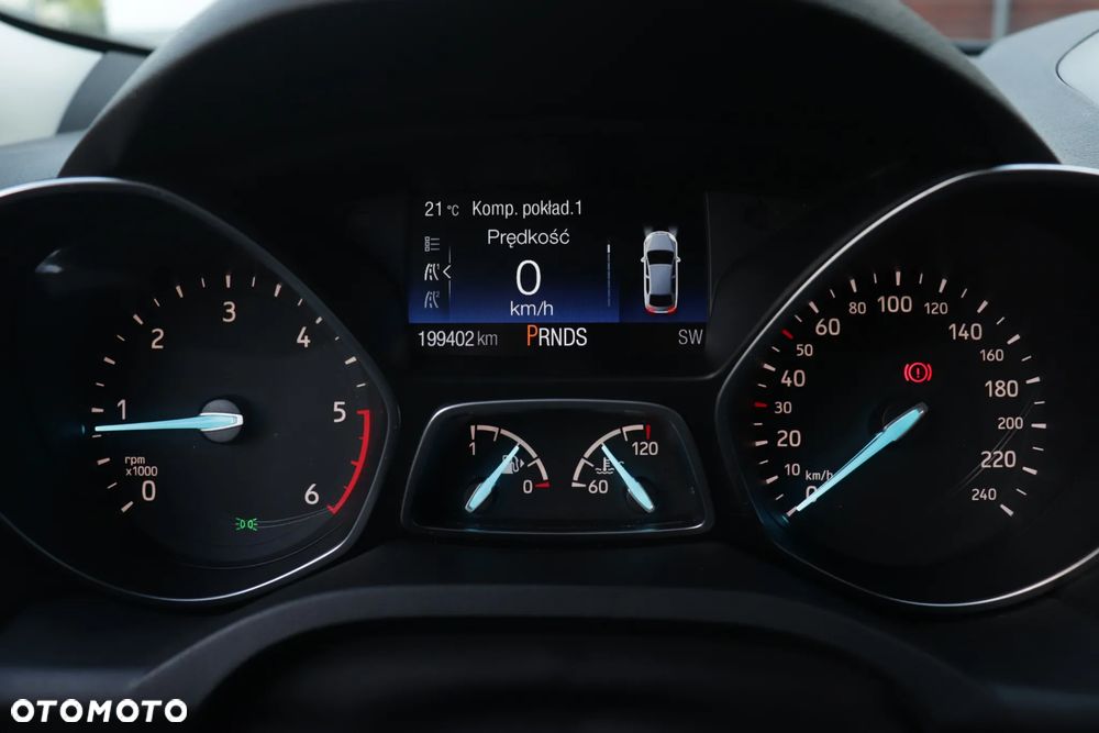 Ford Kuga 2.0 TDCi 4x4 Titanium - 21