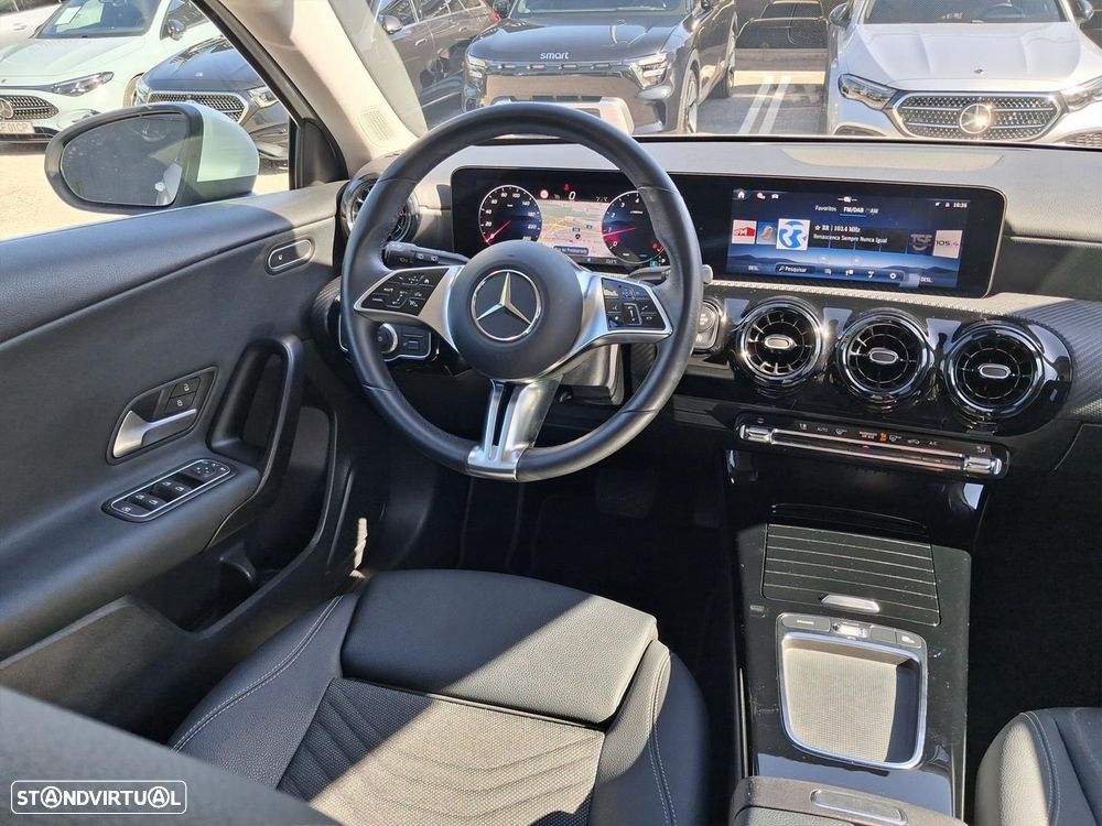 Mercedes-Benz A 200 Standard - 16