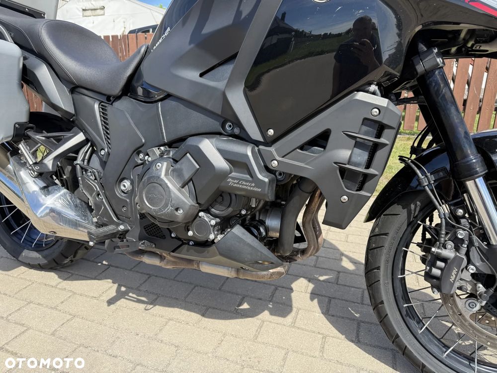 Honda VFR - 8