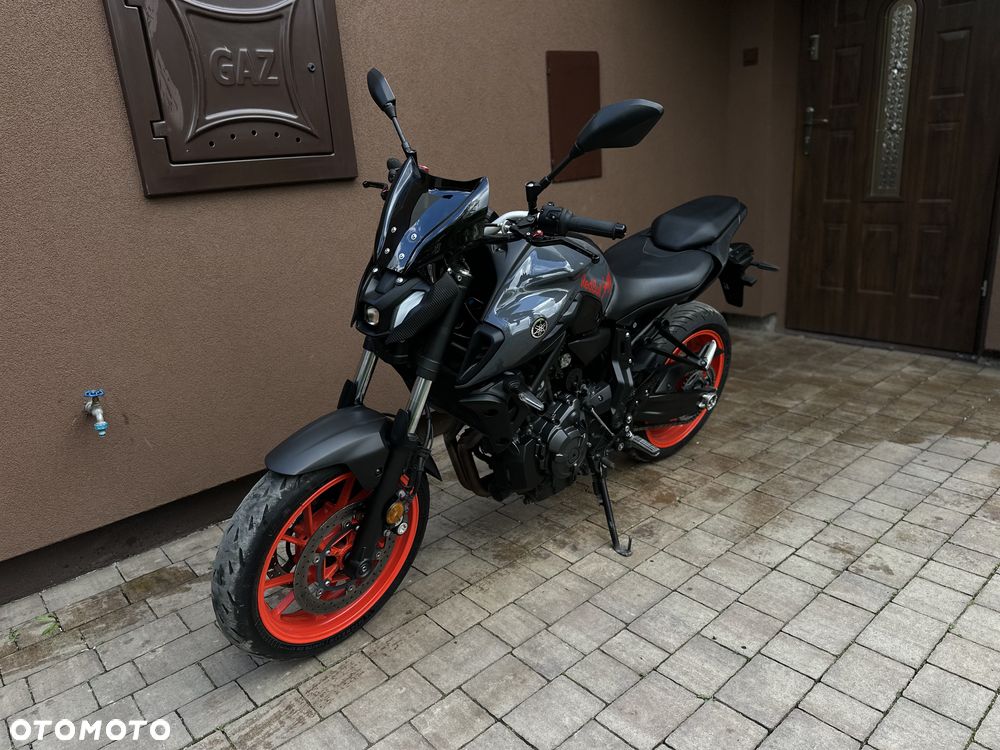 Yamaha MT - 4