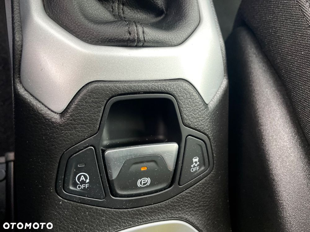 Jeep Renegade - 28