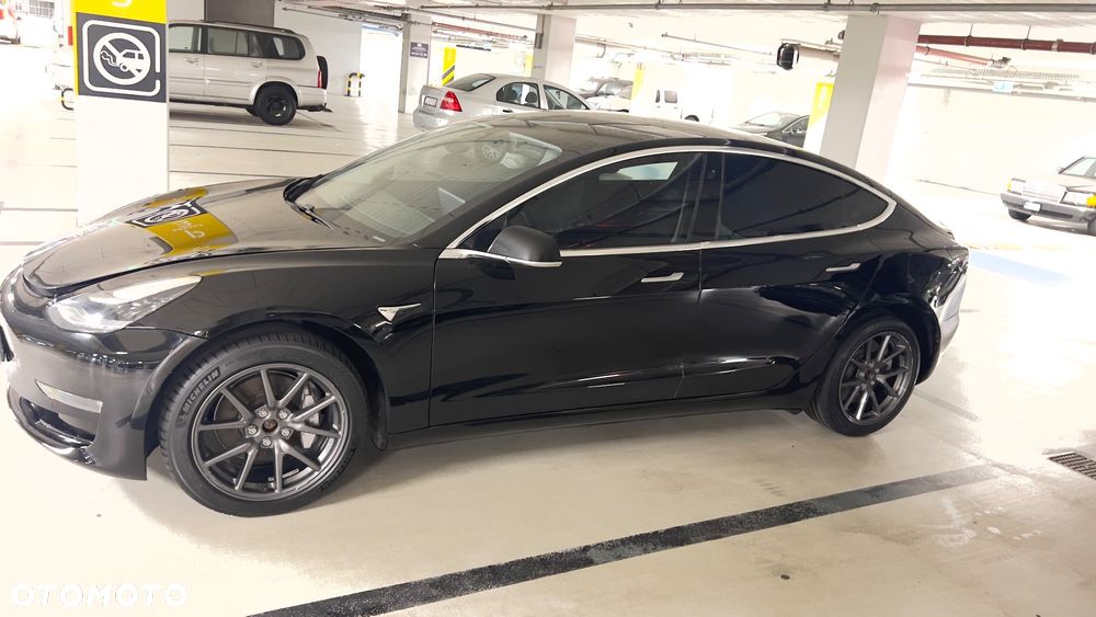 Tesla Model 3 Long Range AWD - 2