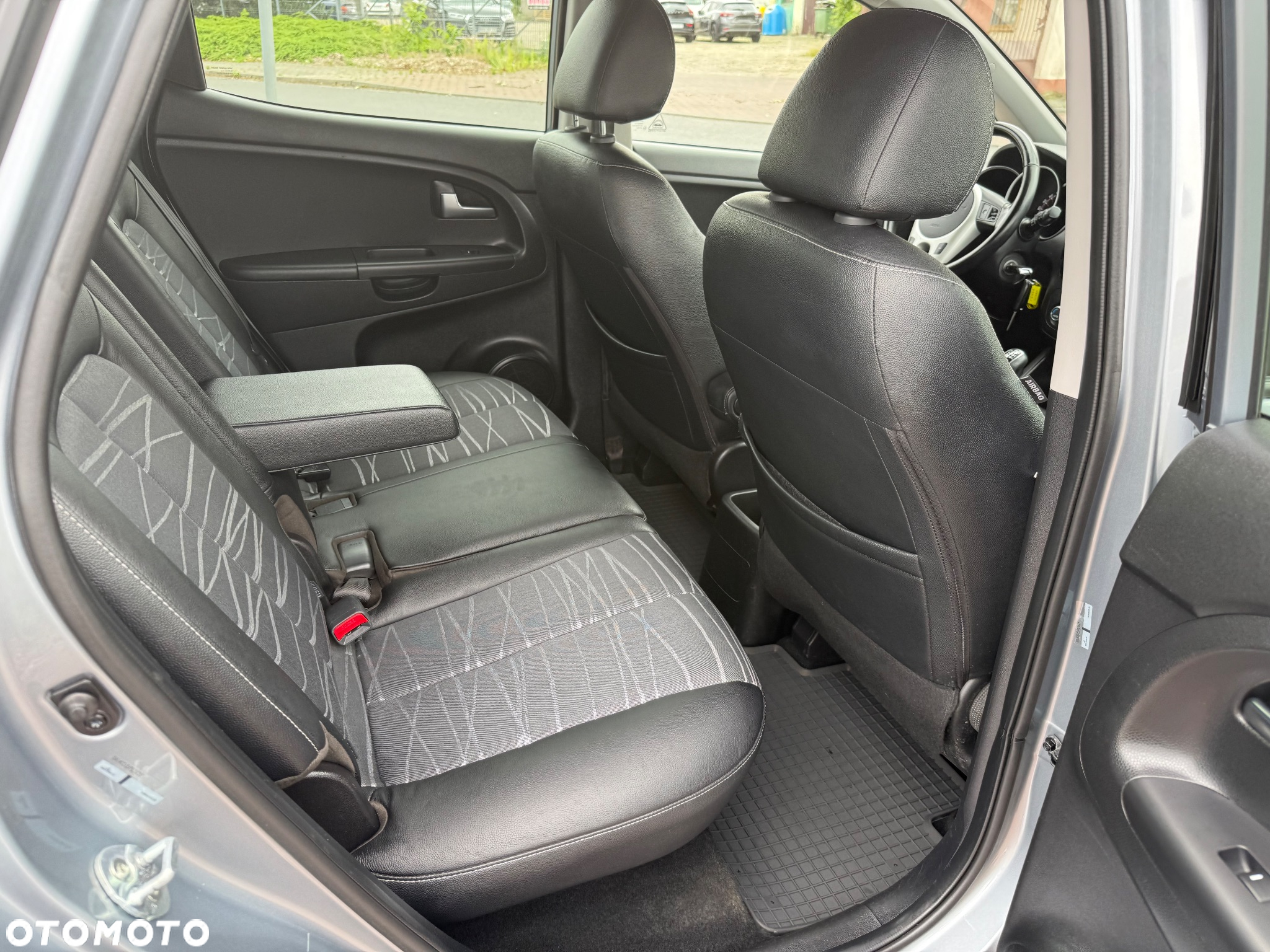 Kia Venga 1.6 Business Line - 14
