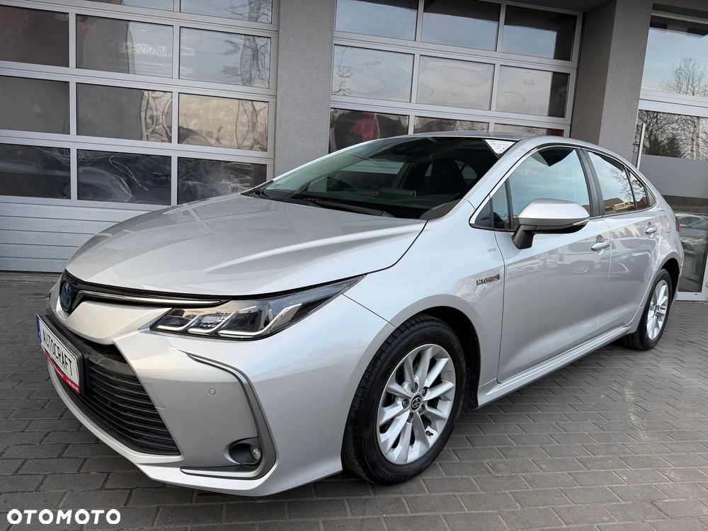 Toyota Corolla 1.8 Hybrid Comfort - 28