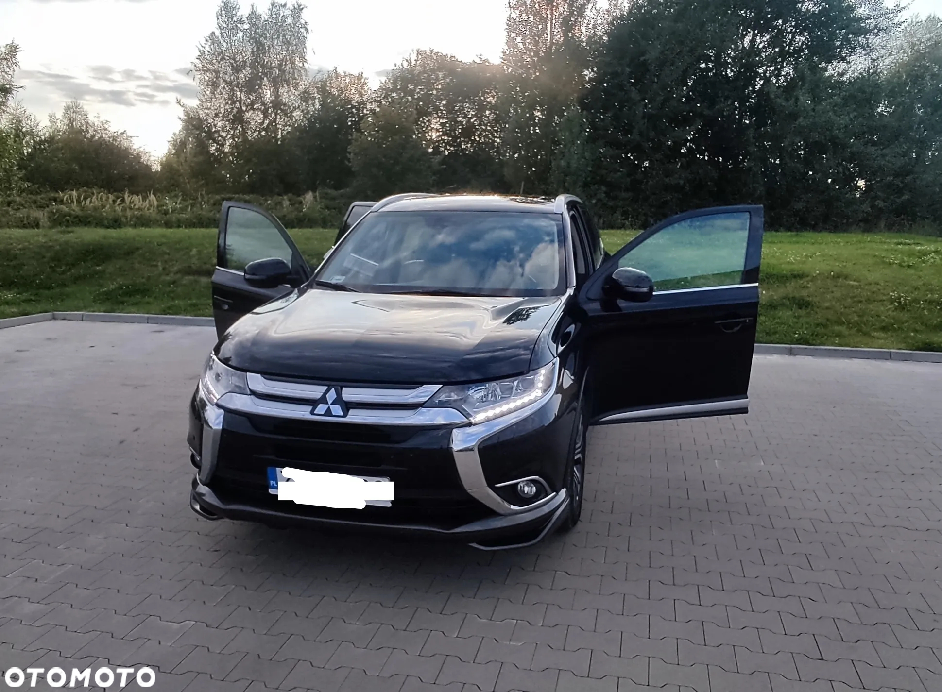 Mitsubishi Outlander 2.0 Intense Comfort 4WD CVT - 9
