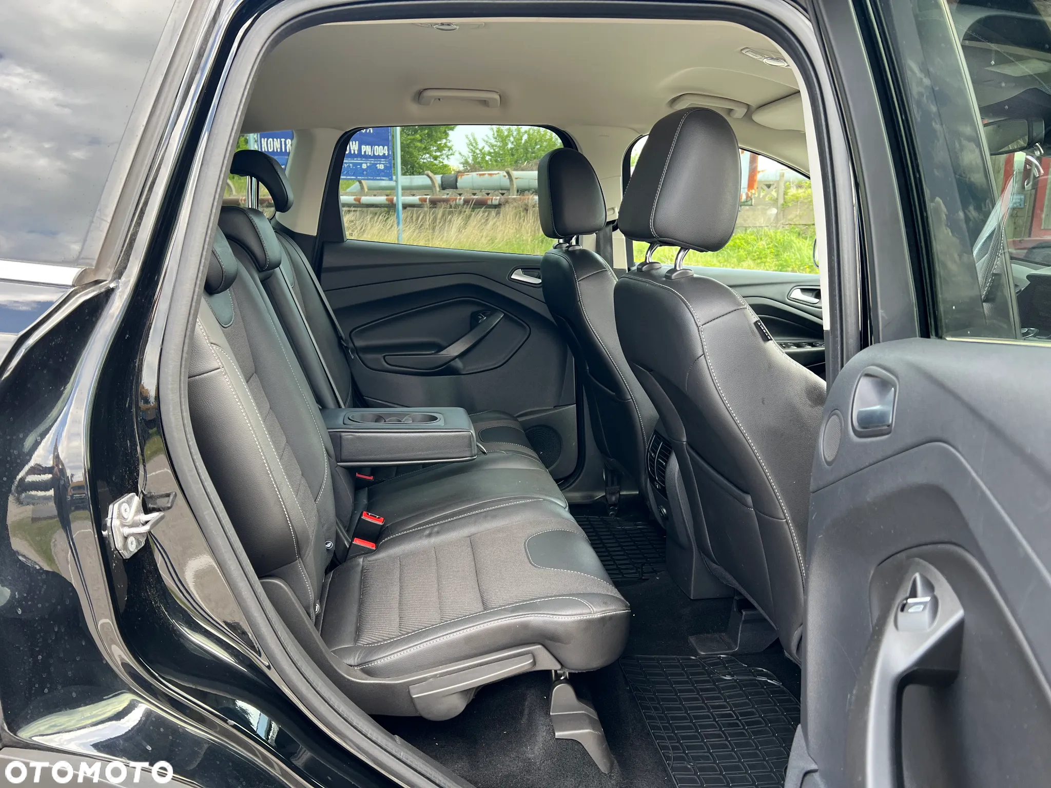 Ford Kuga 1.5 EcoBoost FWD Titanium ASS - 30