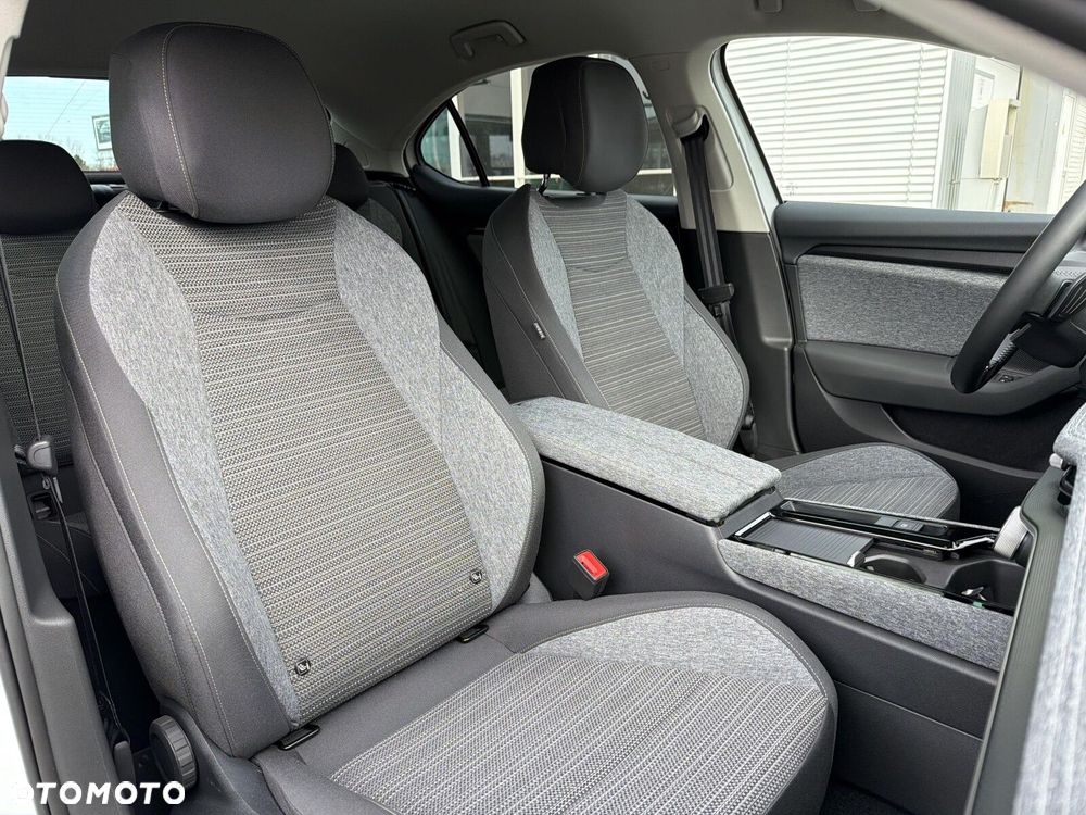 Skoda Superb 1.5 TSI Plug-in Hybrid Edition 130 DSG - 18