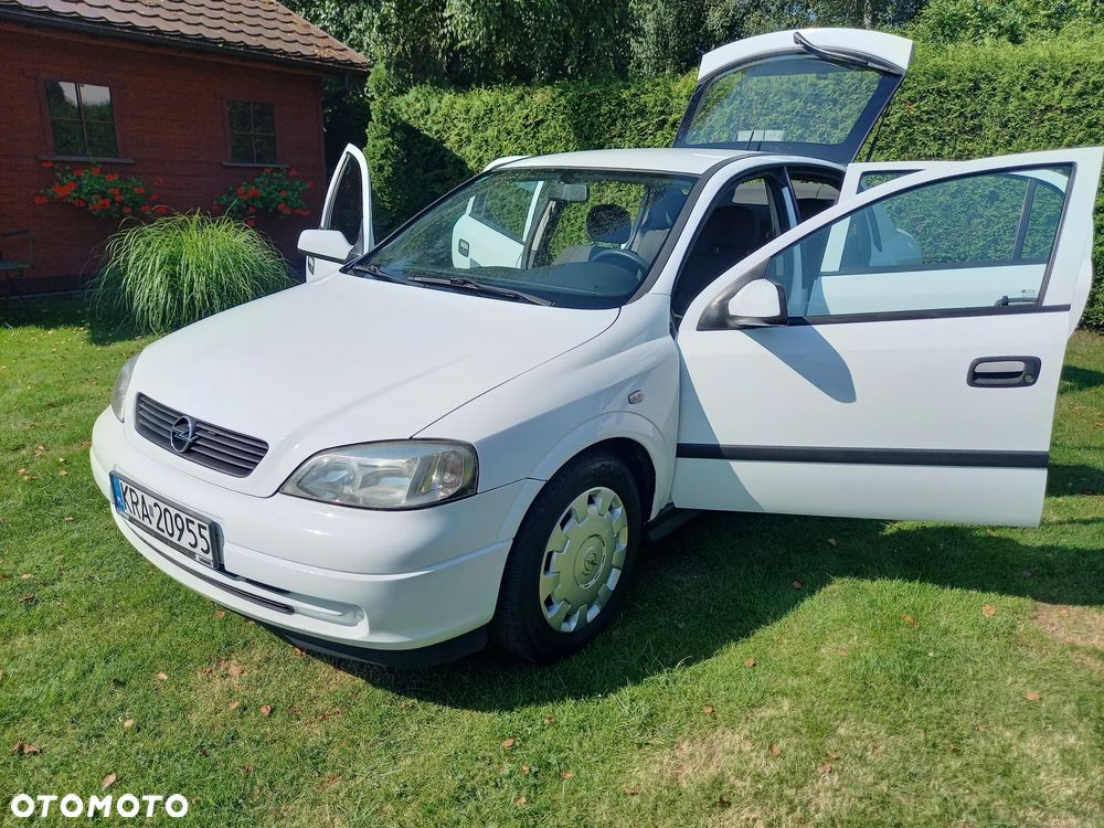 Opel Astra 1.4 - 9