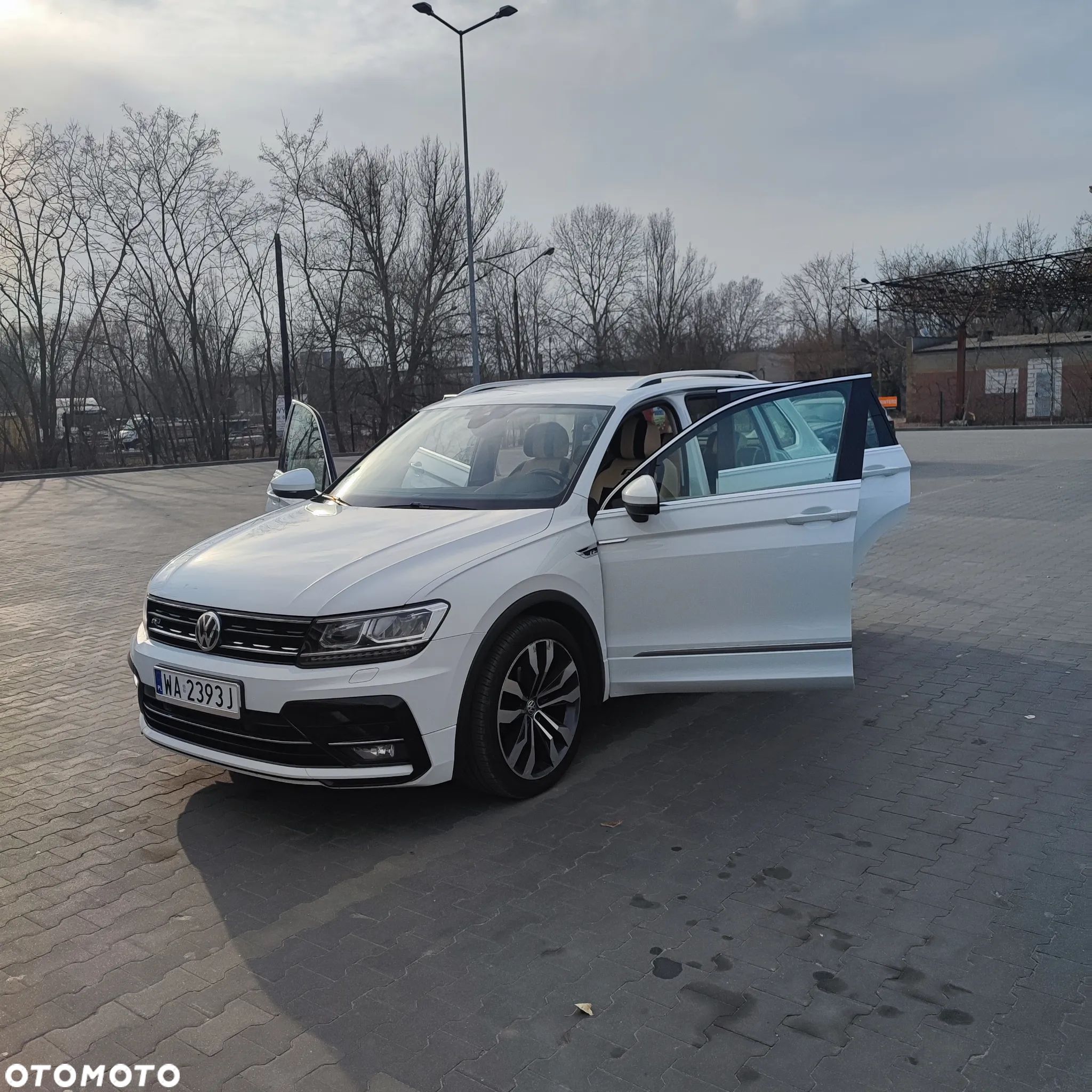 Volkswagen Tiguan 2.0 TDI SCR DSG R-Line - 1