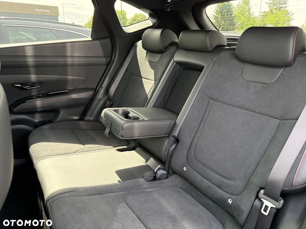 Hyundai Tucson 1.6 T-GDi HEV N-Line 2WD - 17