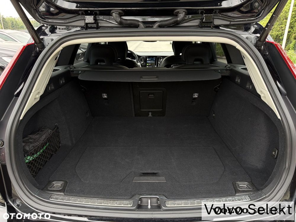 Volvo V60 Cross Country - 29