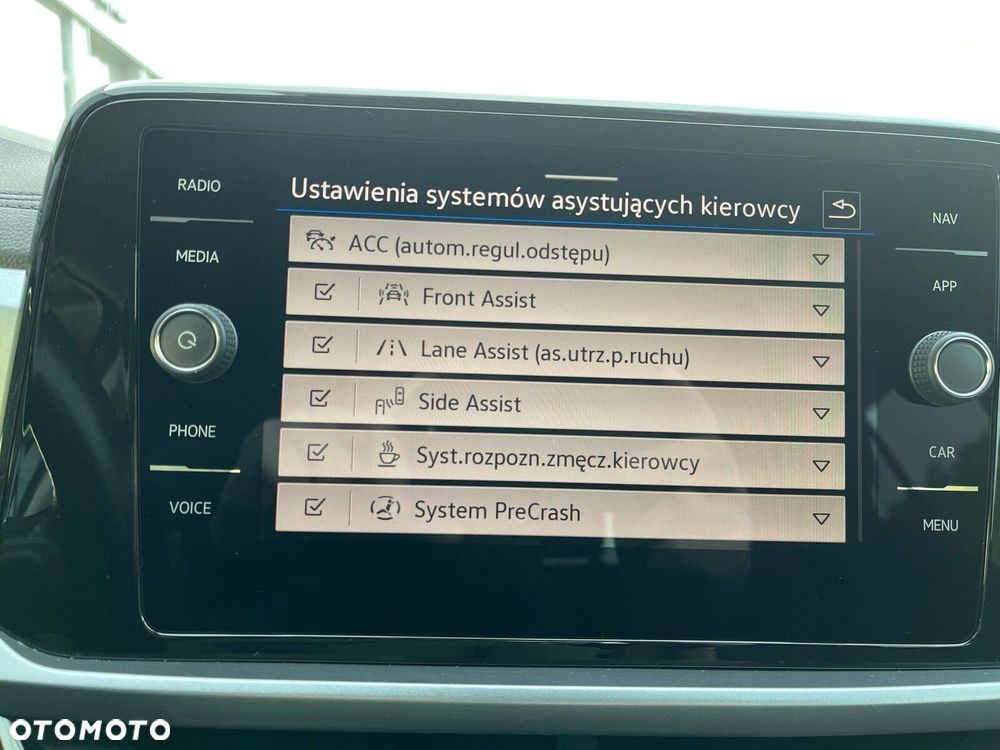 Volkswagen T-Roc 1.5 TSI Life DSG - 32