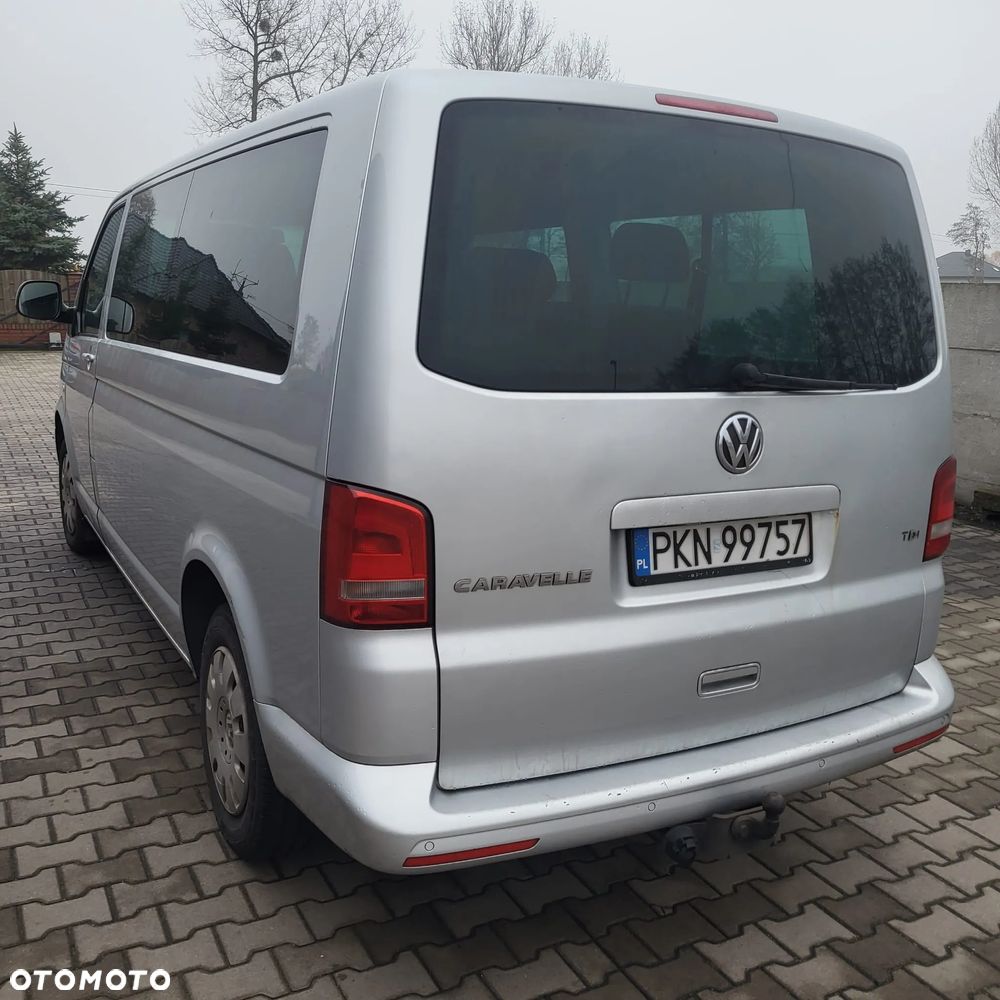 Volkswagen Caravelle - 4