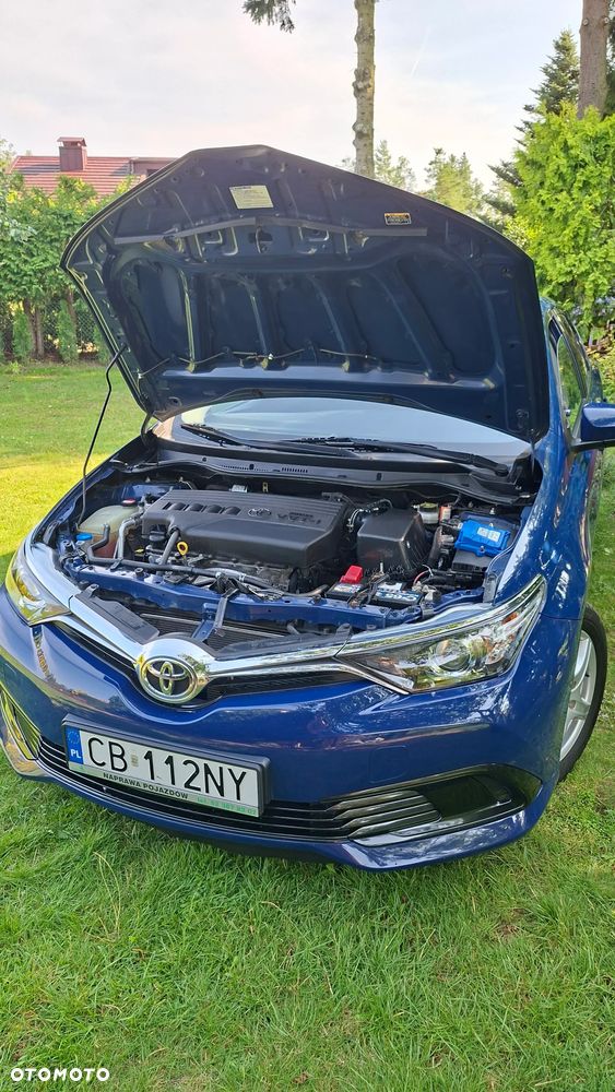 Toyota Auris 1.33 VVT-i - 12