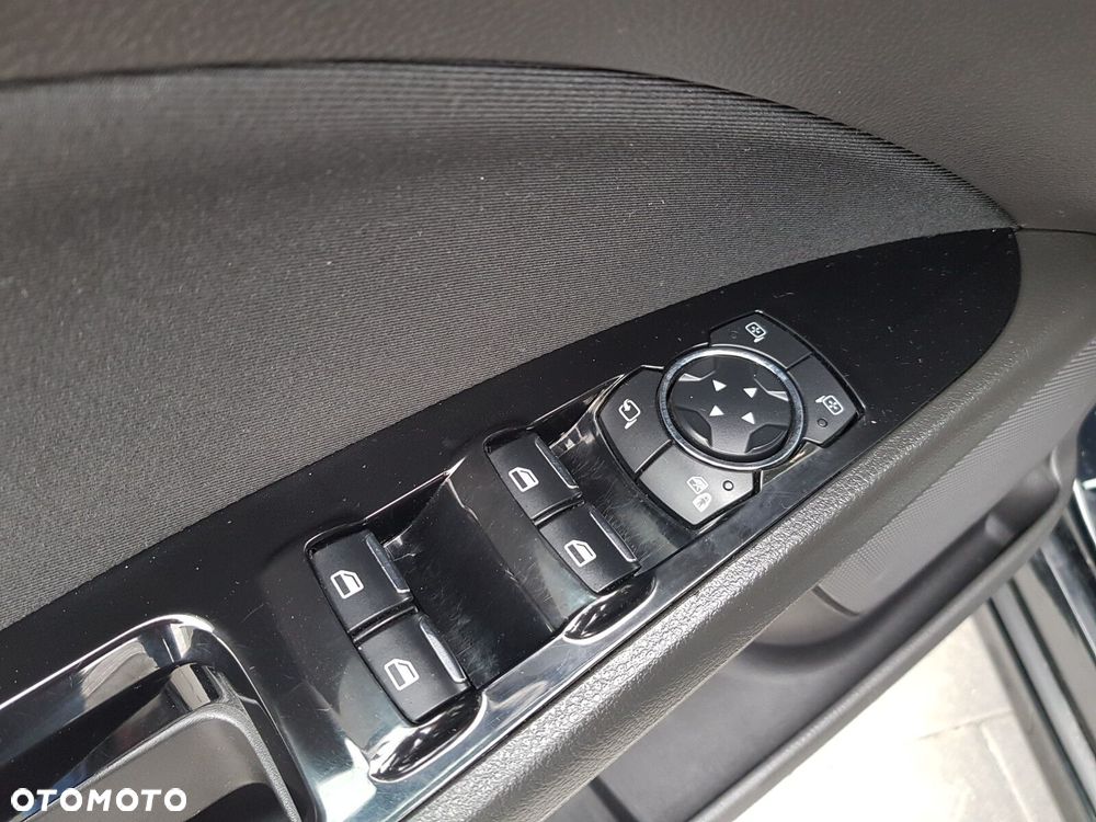 Ford Mondeo 2.0 TDCi Bi-Turbo Titanium PowerShift - 14