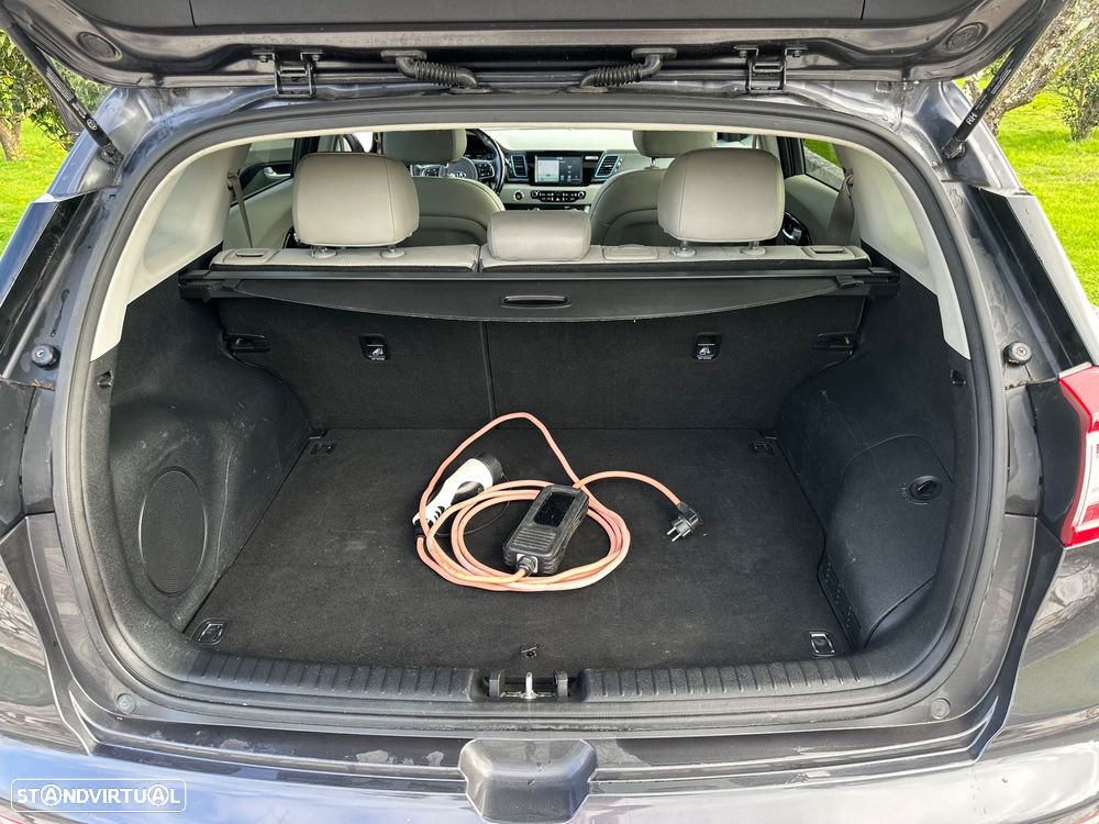 Kia Niro 1.6 GDi PHEV Tech - 24