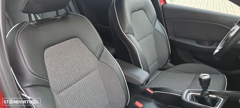 Renault Clio 1.0 TCe Evolution - 11