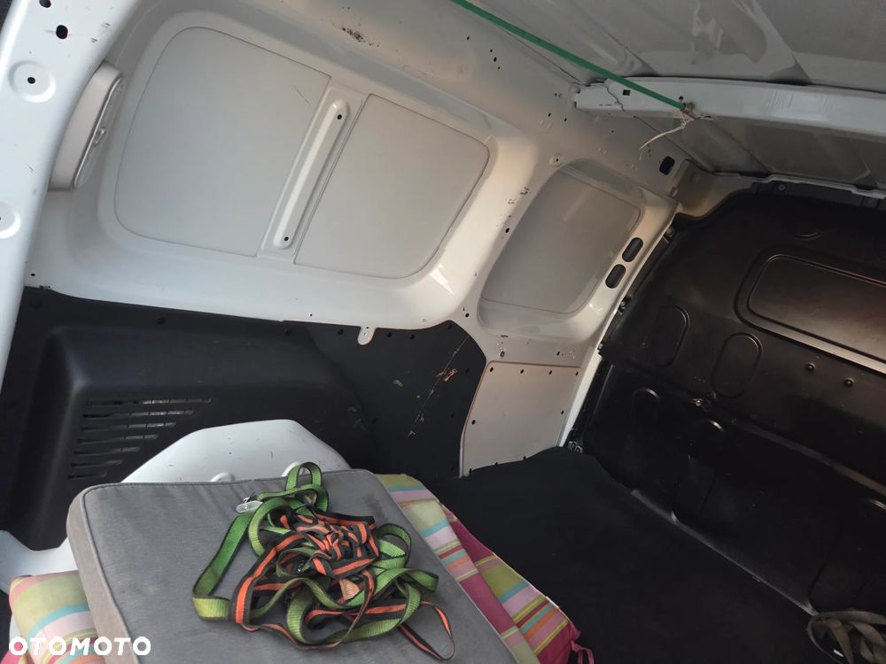 Renault Kangoo - 8