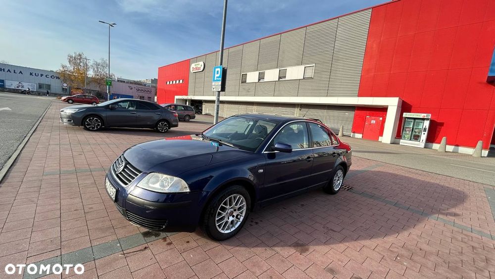 Volkswagen Passat 1.9 TDI Comfortline - 4