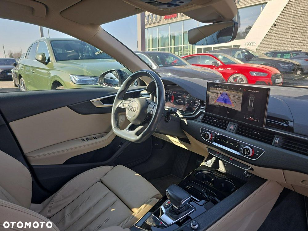 Audi A4 Limousine - 9