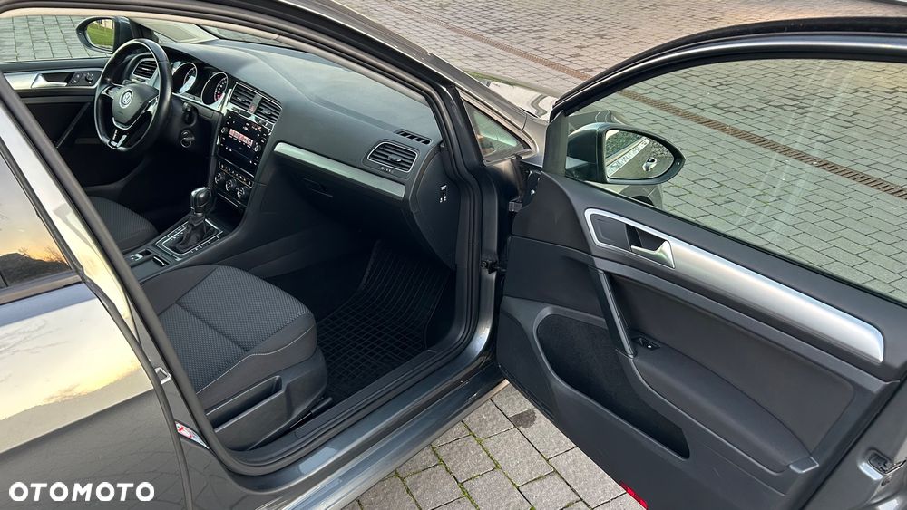 Volkswagen Golf 1.0 TSI (BlueMotion Technology) DSG Comfortline - 32