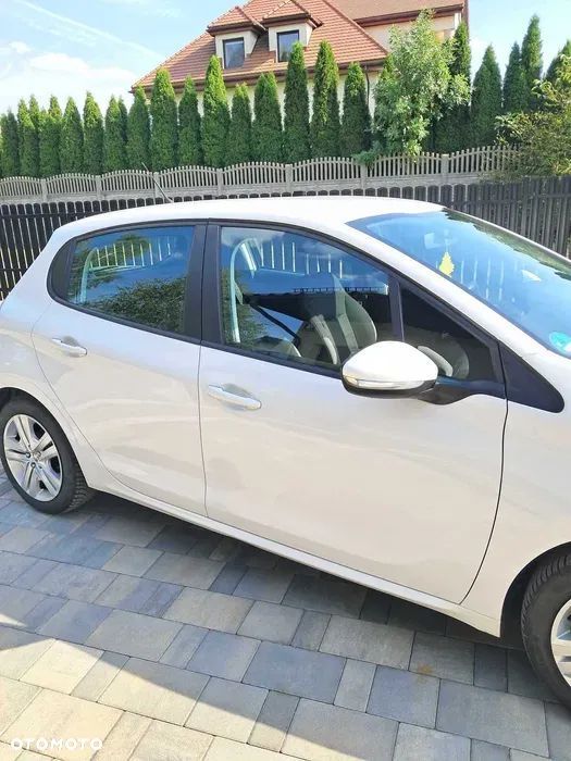 Peugeot 208 1.2 PureTech Active - 4