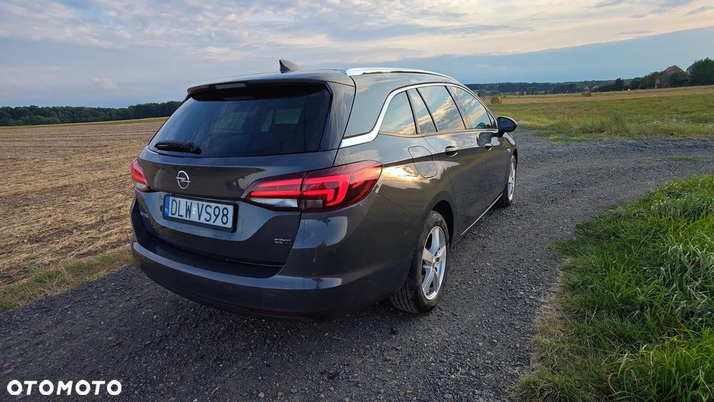 Opel Astra 1.6 CDTI Enjoy - 4